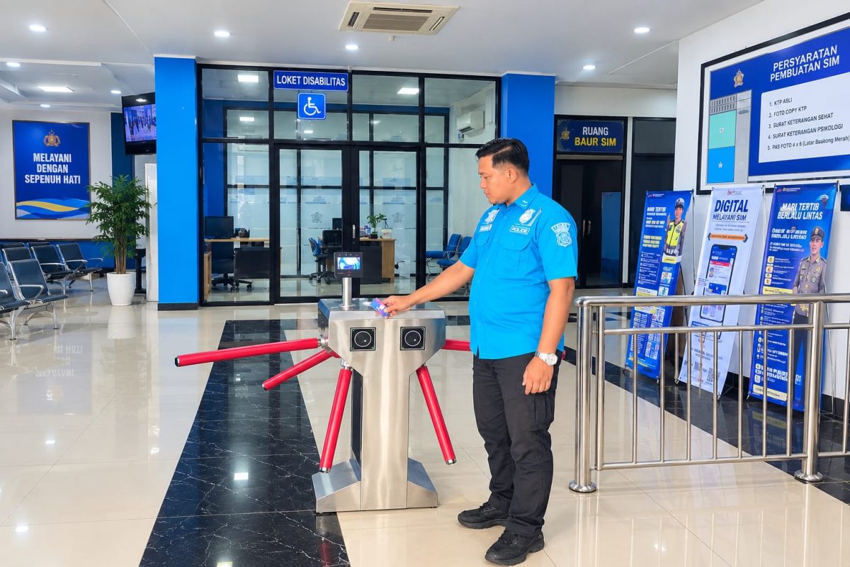 Warga Apresiasi Pelayanan SIM Polres Bogor, Cepat, Ramah dan Tanpa Calo