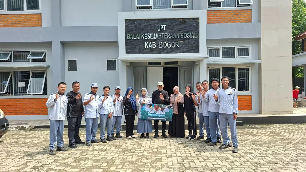 Empat Tahun Konsisten, SMK Tunggal Prakarsa Cetak Generasi Peduli Lewat Program Jumat Berkah
