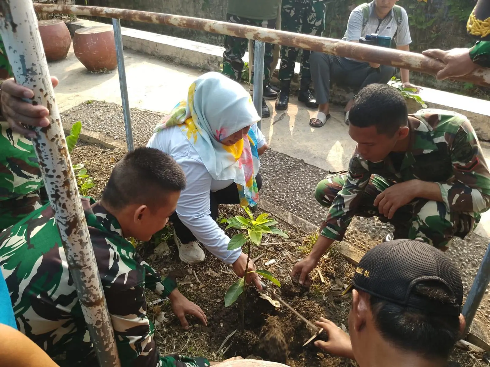 Warga, TNI, dan Pemkot Depok Bersinergi Siapkan Kampung Pancasila Hadapi Lomba Nasional