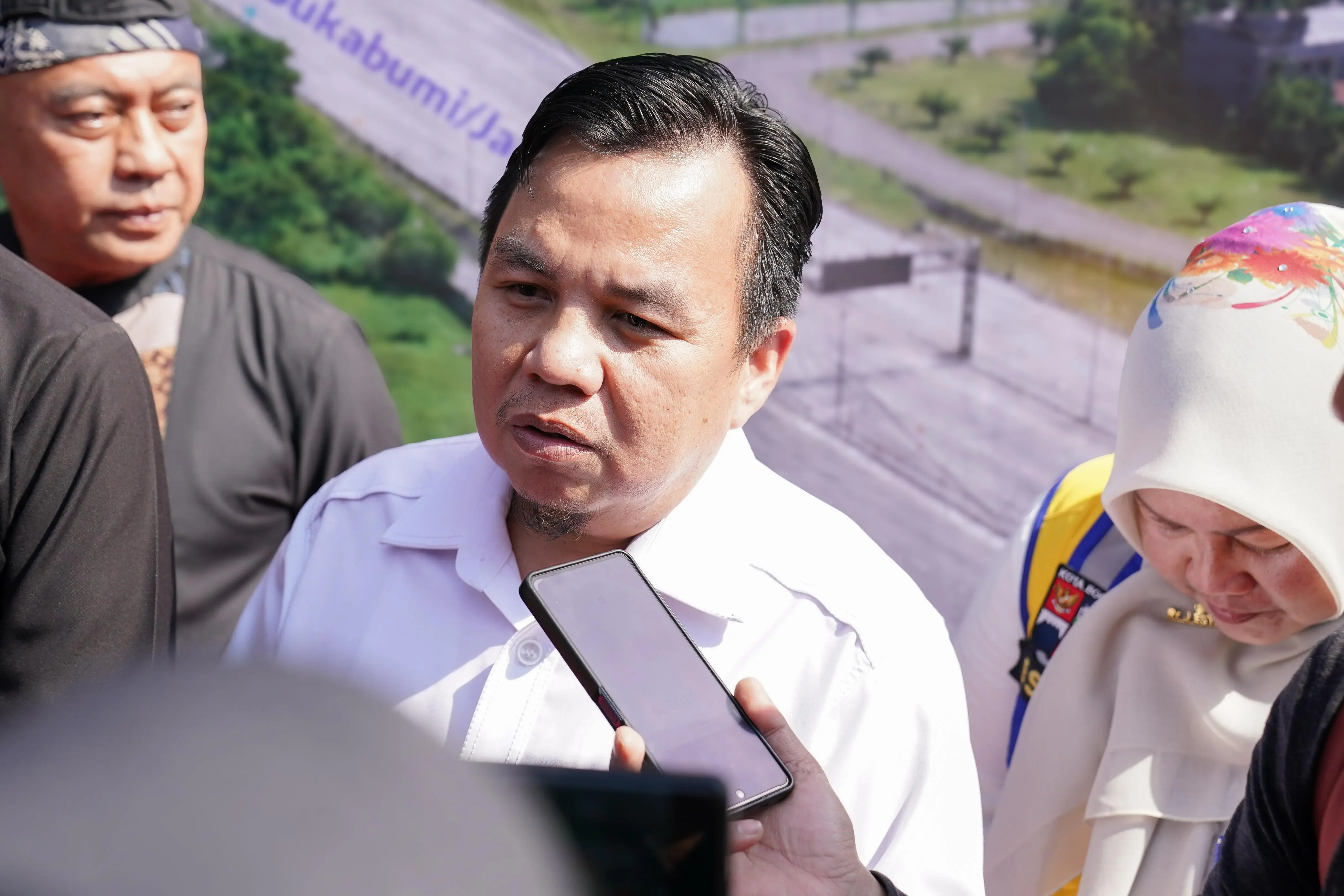 Ketua DPRD Kota Bogor Menghadiri Groundbreaking Off Ramp Ciawi Selatan Guna Mengurai Kemacetan