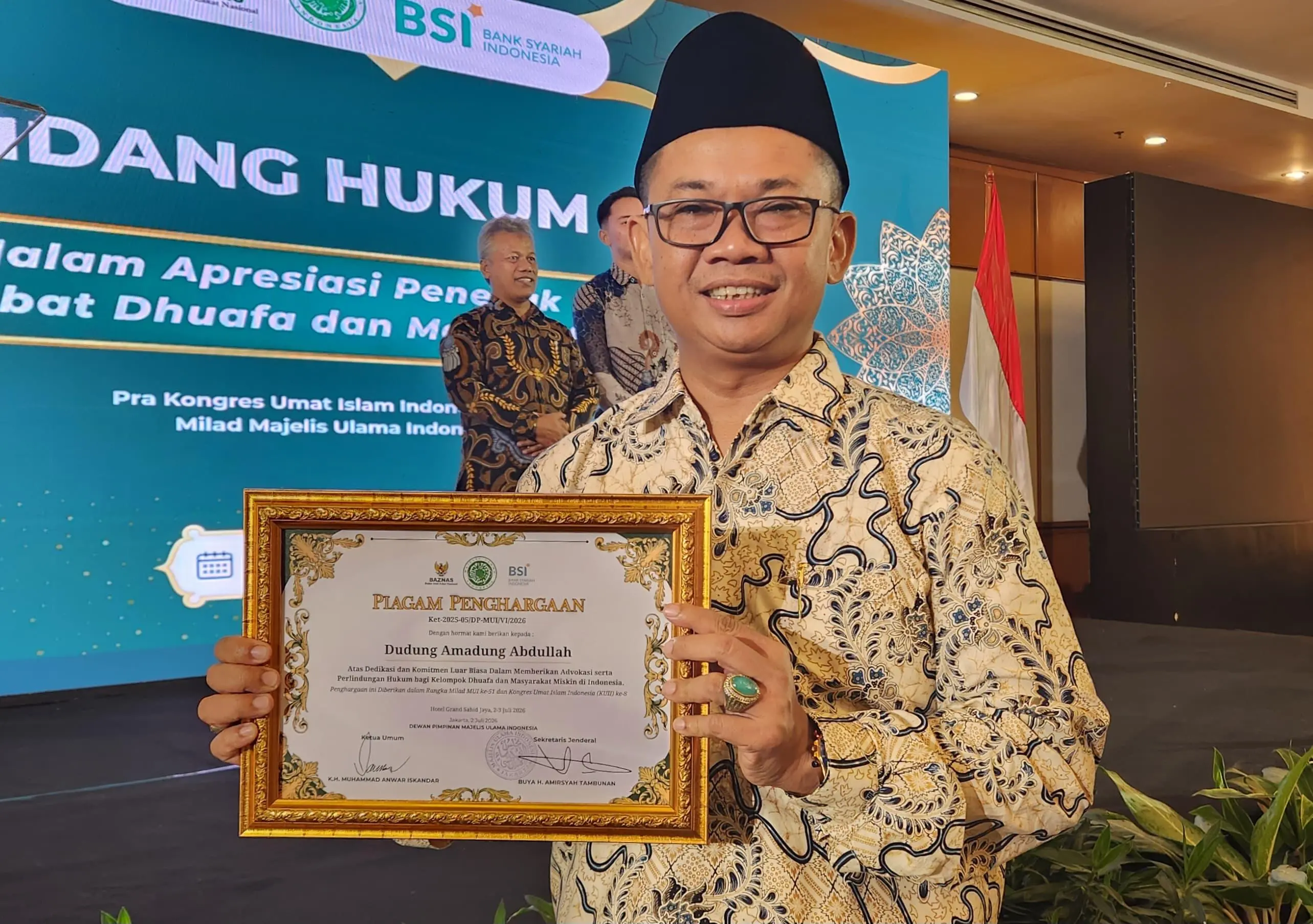 Dudung Amadung Abdullah Raih Penghargaan MUI, Masuk 10 Penegak Hukum Berprestasi Sahabat Dhuafa