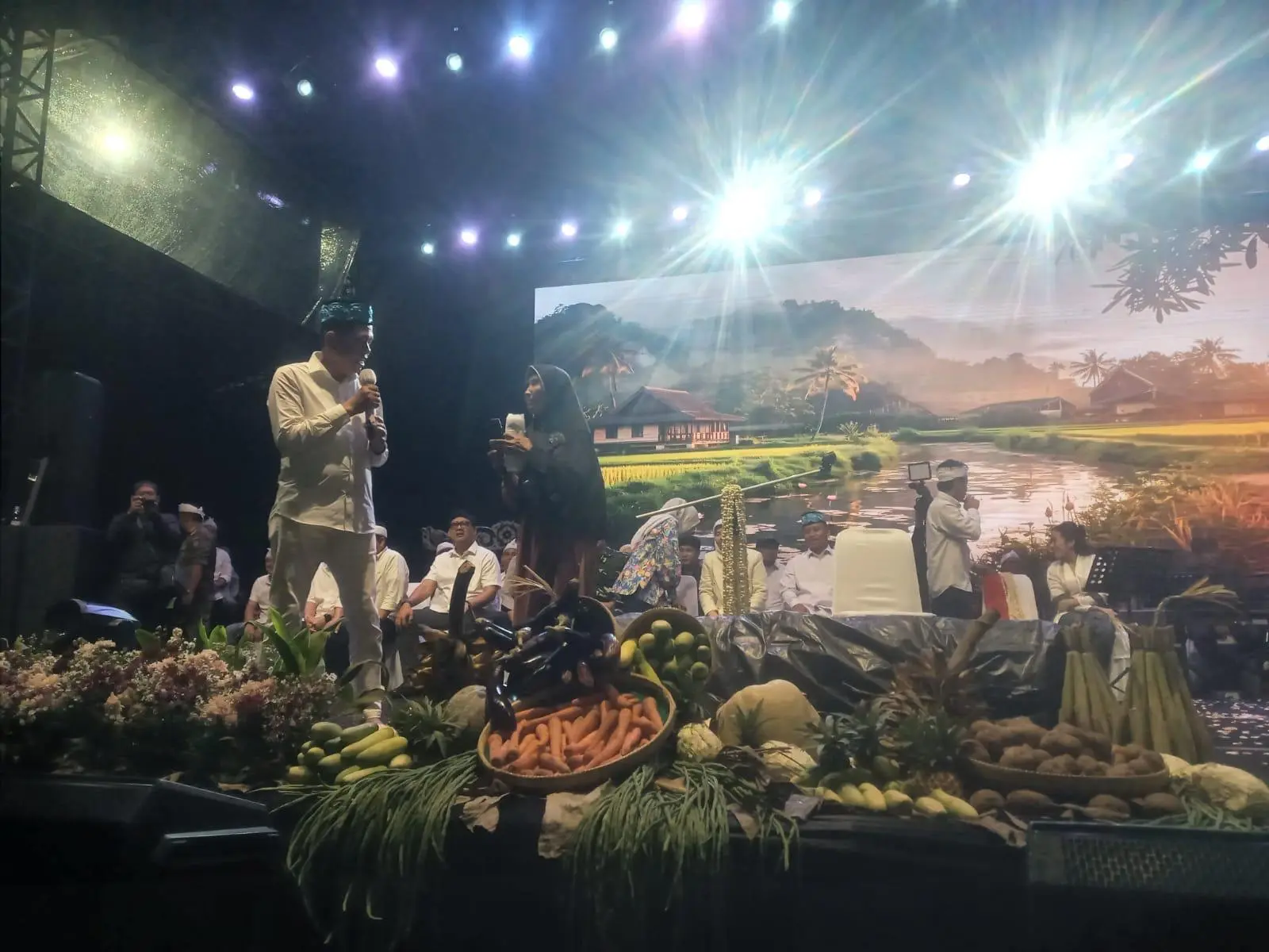 Gubernur Dedi Mulyadi Dialog Bareng Warga Bojongsari Saat HUT ke 27 Kota Depok
