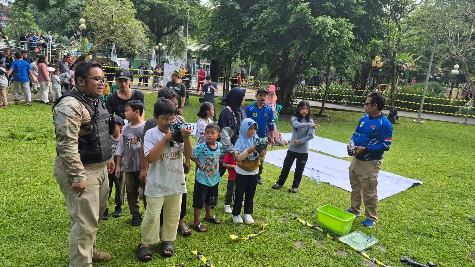 INASSOC Kabupaten Bogor Edukasi Olahraga Airsoft di Car Free Day Taman Situ Plaza Cibinong