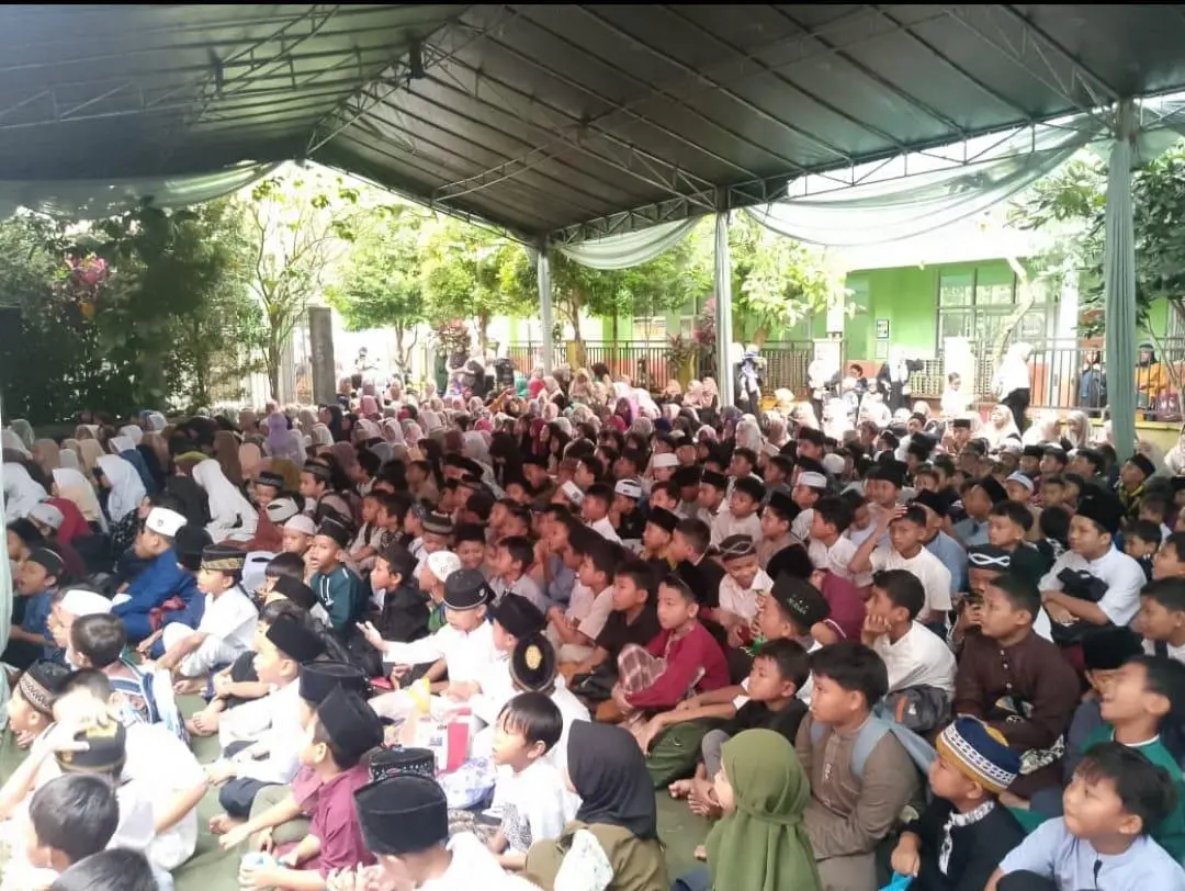 SDN Kota Batu 08 Bogor Gelar Peringatan Isra Mi’raj untuk Perkuat Karakter Religius Siswa