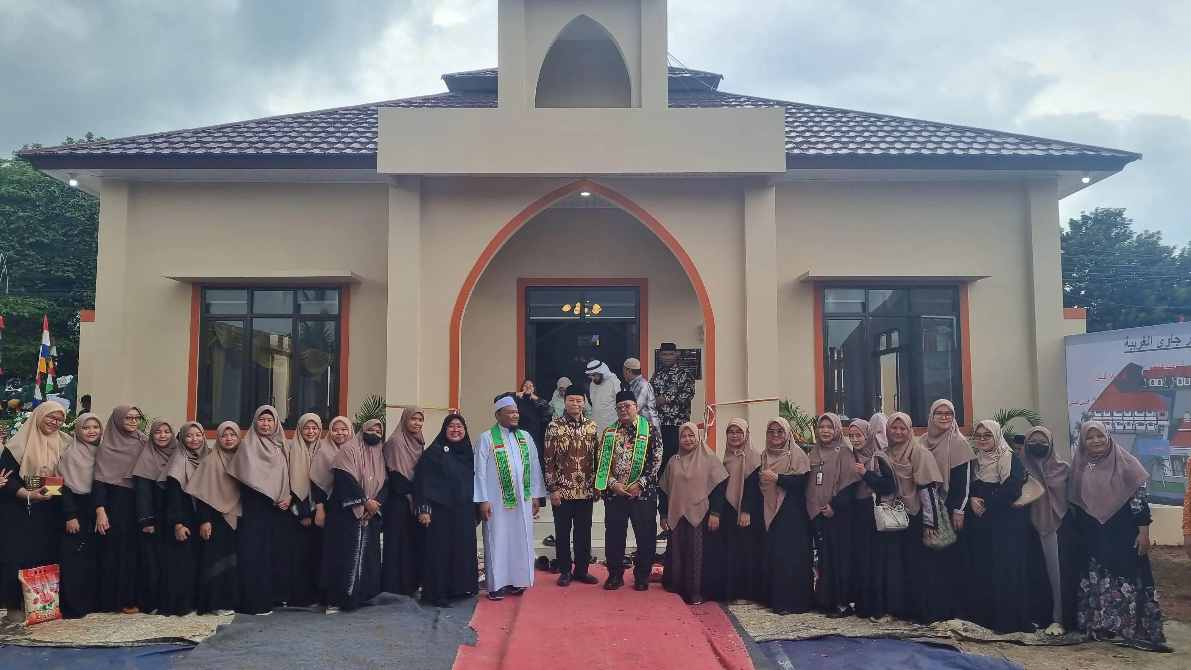 Yayasan Asnawiyah Resmikan Masjid Abdurrahman Ahmad Al Houli di Gunungputri Bogor