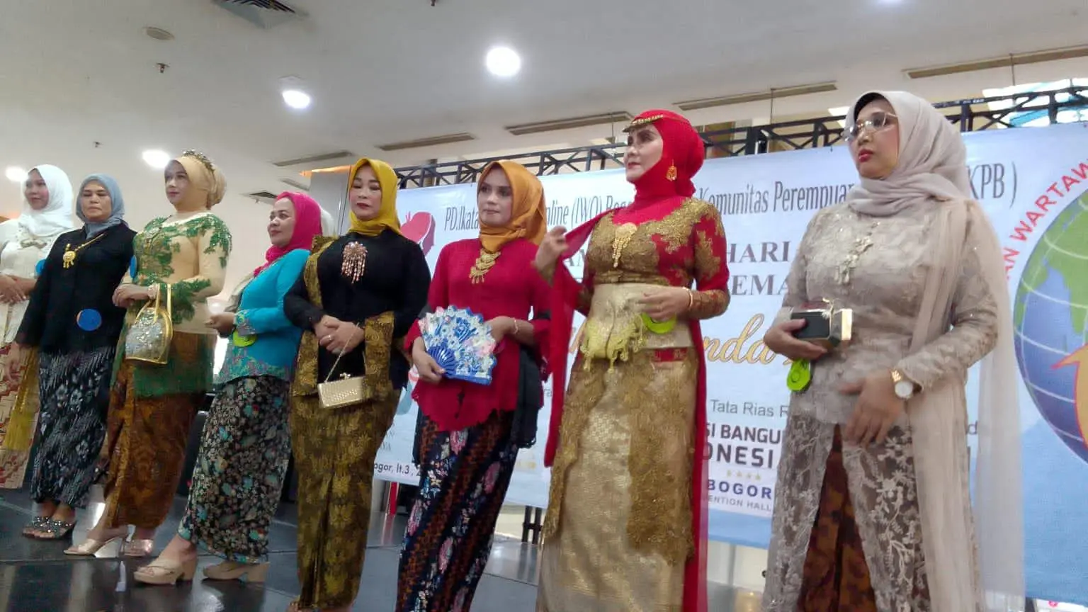 Lomba Kebaya Kecantikan Sunda 2025 Digelar di BTM, IWO Bogor Raya Angkat Budaya Lokal