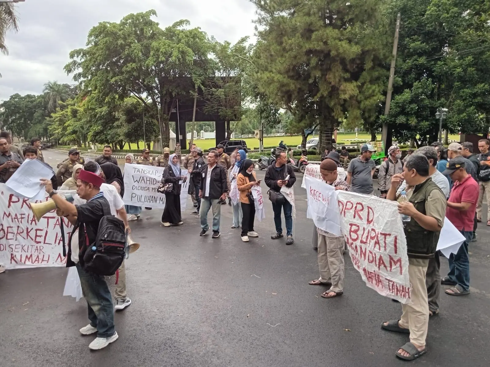 Korban Dugaan Penipuan Kavling Ekowisata Sentul Datangi DPRD dan Kantor Bupati Bogor, Tuntut Tindakan Tegas