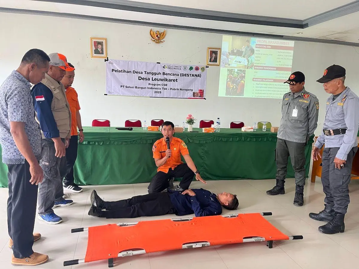 Solusi Bangun Indonesia Latih Warga Desa Leuwikaret Jadi Siaga Bencana