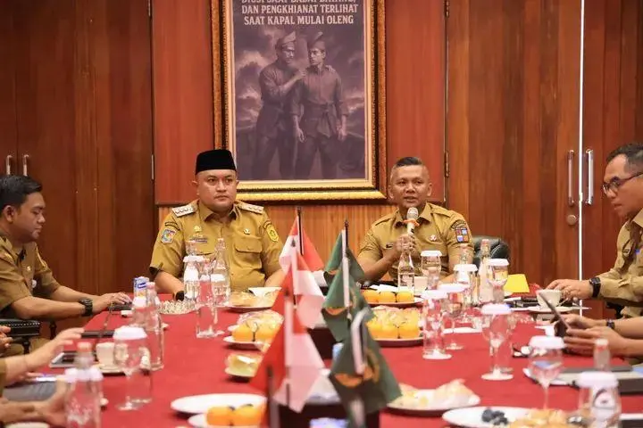 Bupati Bogor Perkuat Kerja Sama Pengelolaan Sampah dengan Kota Bogor