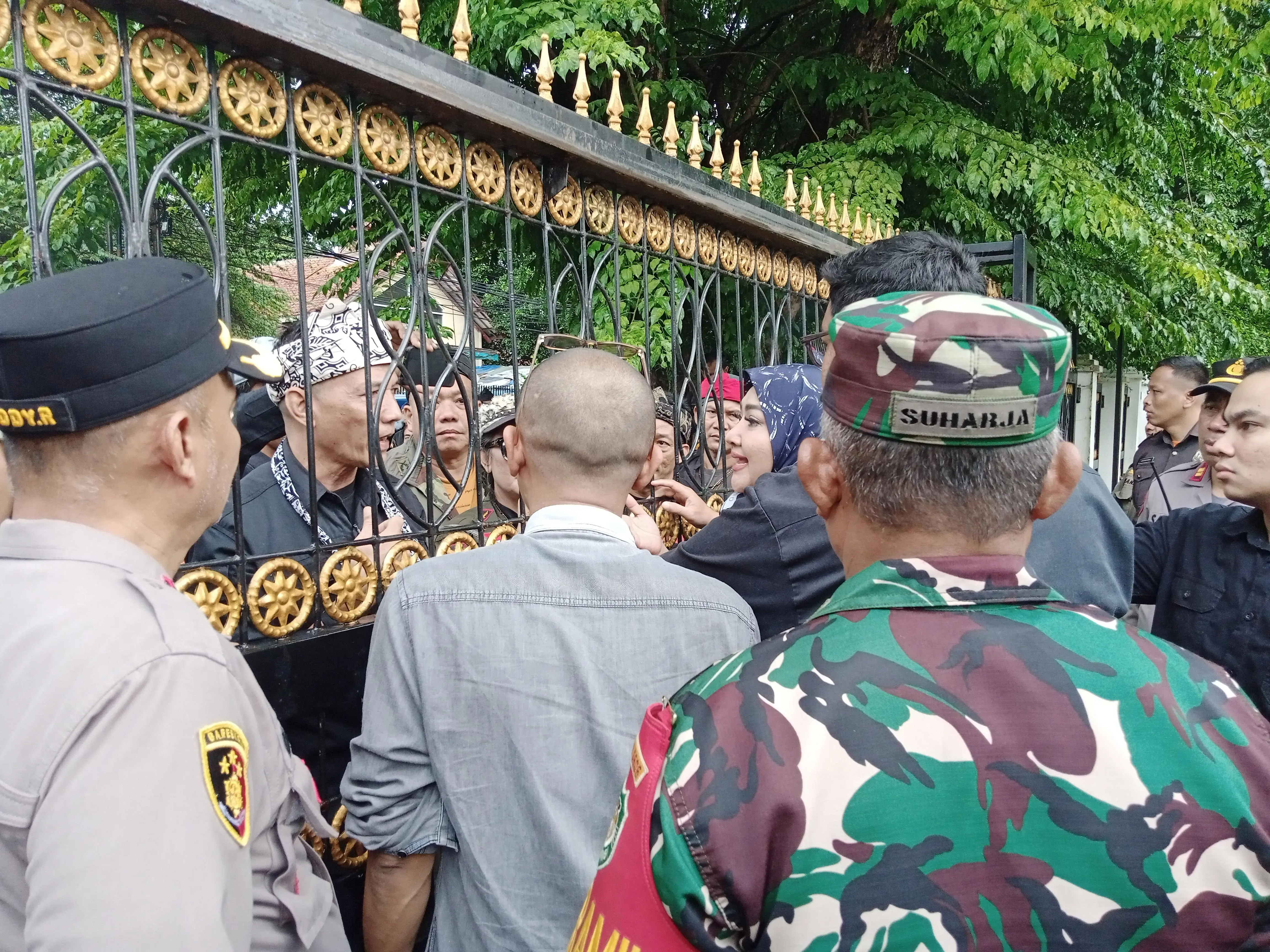 ‎Gelombang Penolakan di Batu Tulis Menguat, Budayawan Nyatakan Perang terhadap Perusakan Cagar Budaya