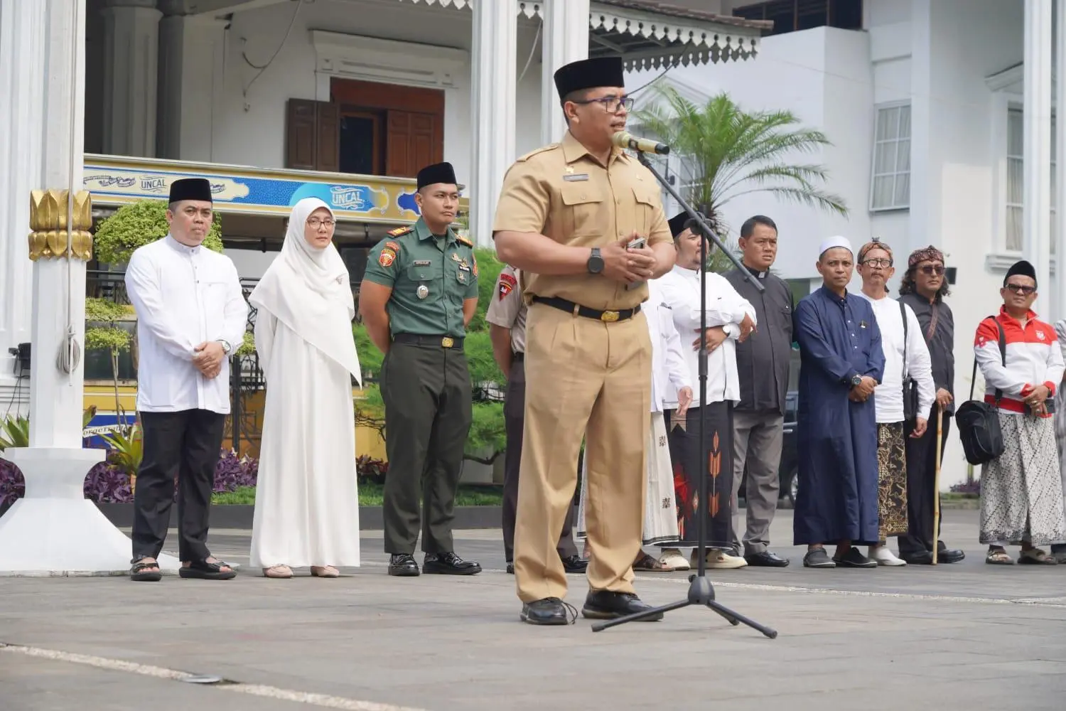 Peringatan Hari Santri: Ziarah Kubur Pahlawan di Bogor