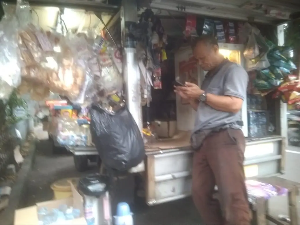 Barnas: Perjalanan Hidup Seorang Pedagang Kaki Lima di Bogor