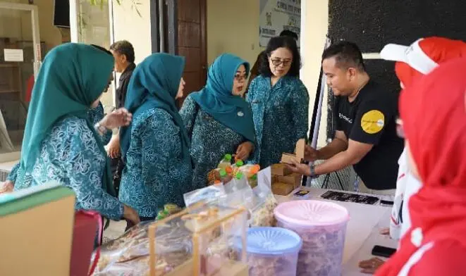 Yantie Rachim Perkuat Posyandu di Bogor dengan 6 SPM