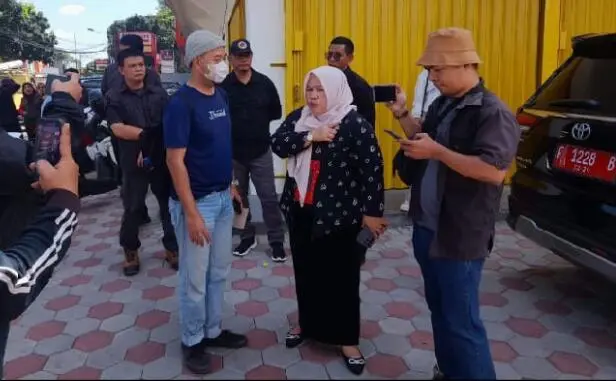 Pemilik Ruko diminta tanggung jawab atas pengerusakan Trotoar