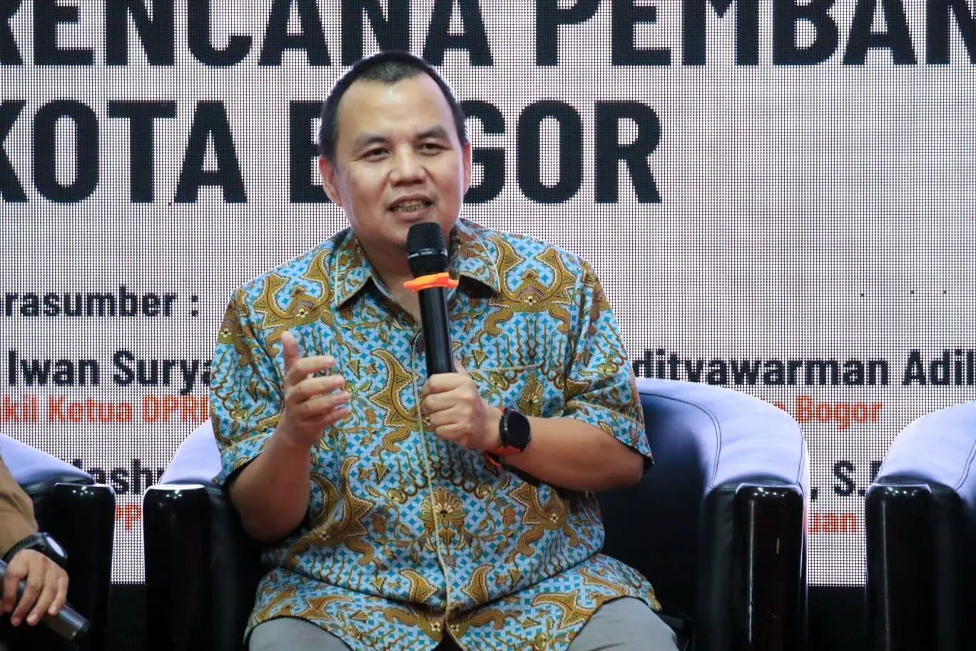 Ketua DPRD Kota Bogor sampaikan keniscayaan sinergi dan kolaborasi pada hearing dialog arah pembangunan