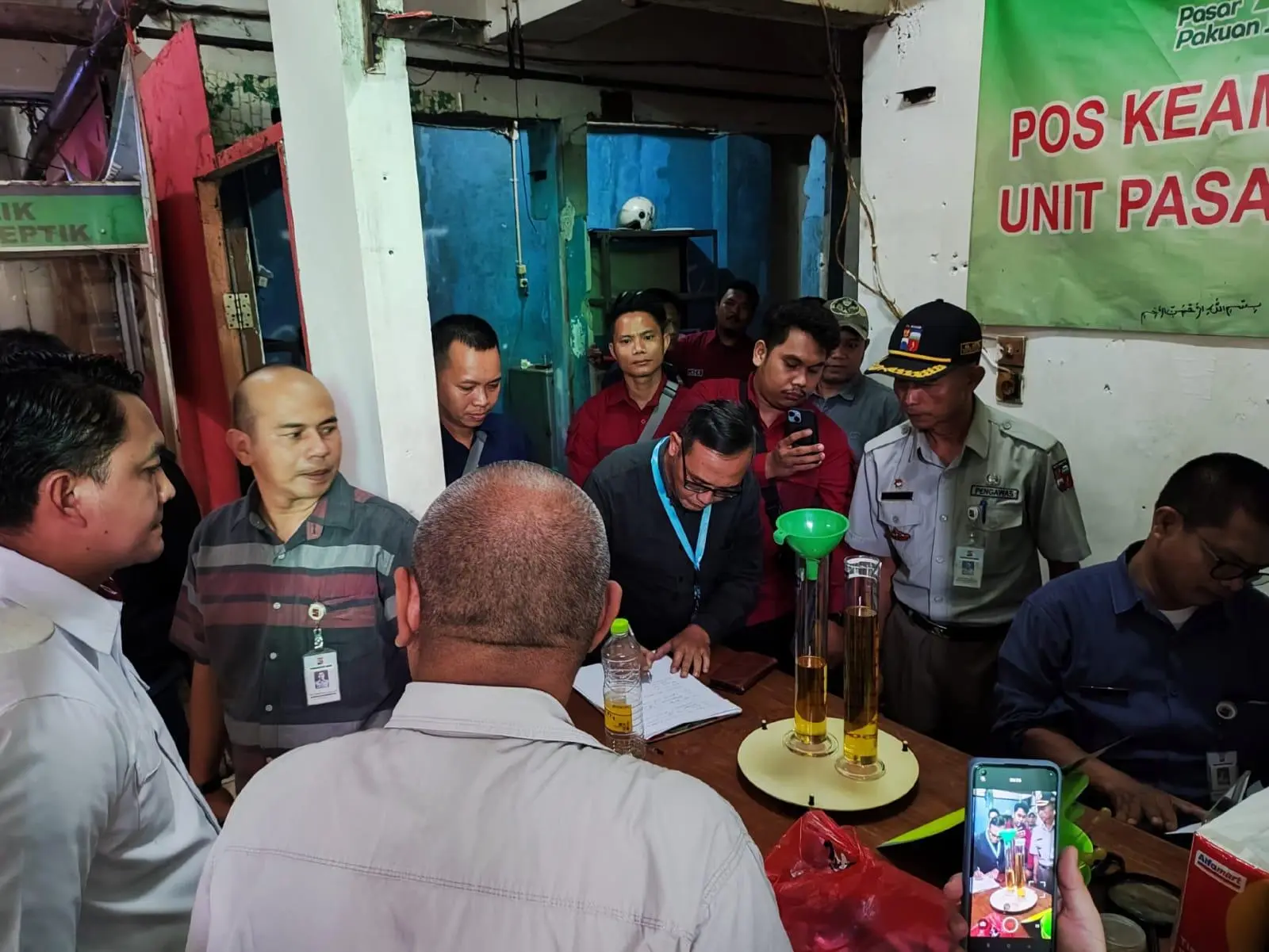Polresta Bogor Kota bongkar praktik curang Minyak Kita di Pasar Bogor