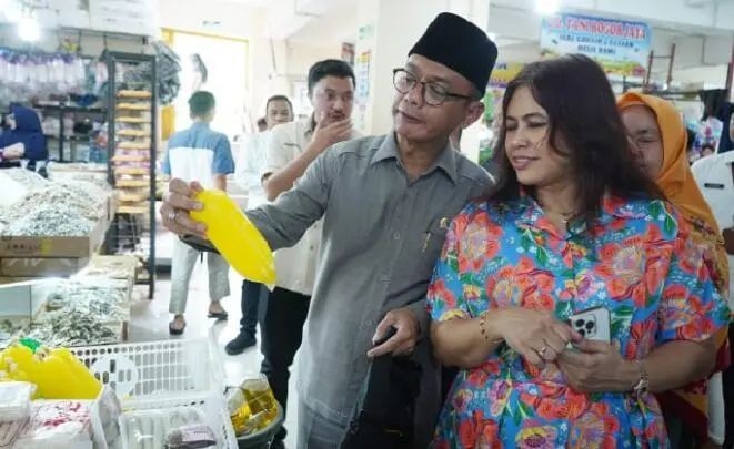 Komisi II Cek Harga Komoditas Pangan di Pasar Jambu Dua