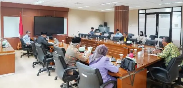 Raperda Perlindungan tentang Guru agar tidak bernasib seperti Oemar Bakri
