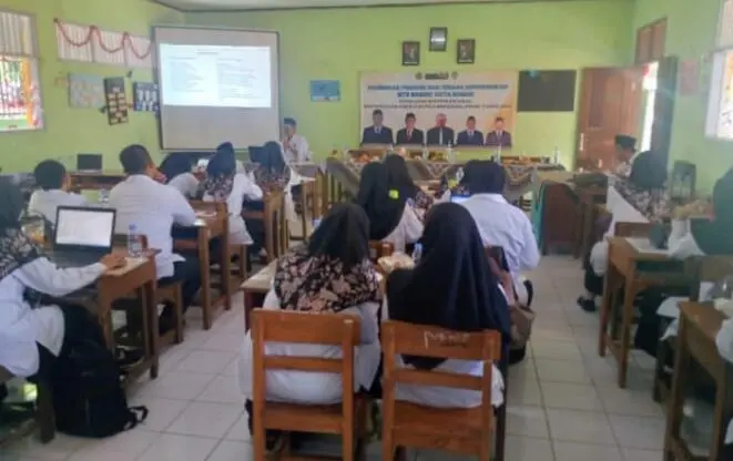 Tenaga Pendidik MTSN dididik melek digital oleh Kemenag Kota Bogor