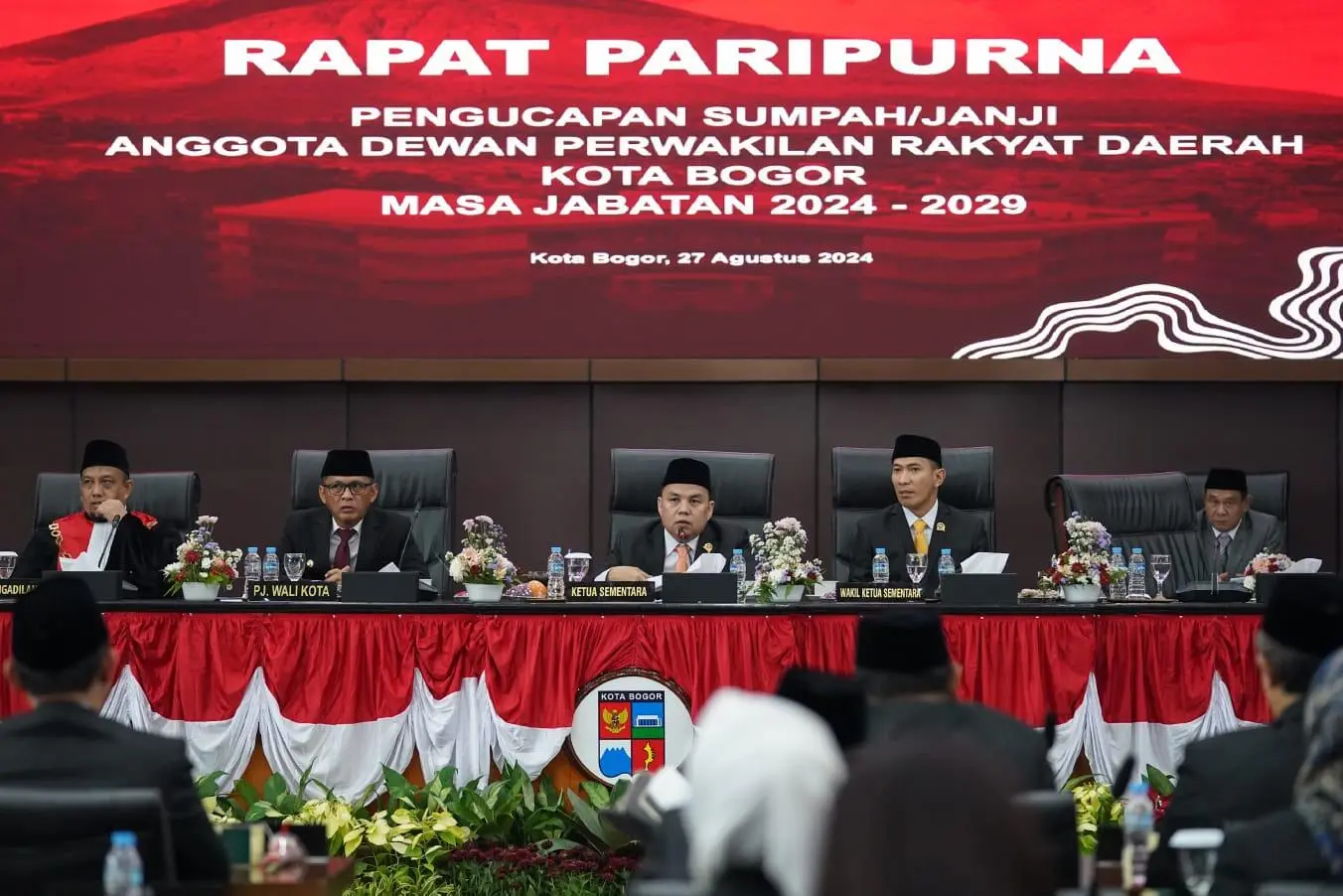 Pelantikan 50 Anggota DPRD Kota Bogor Periode 2024 – 2029 Pimpinan Sementara DPRD Pastikan Kawal Suara Rakyat