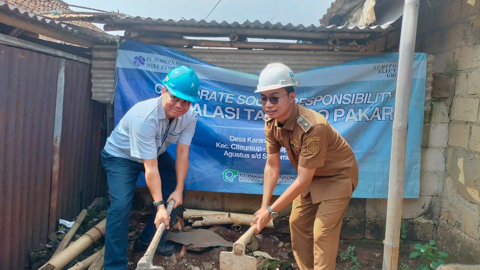 PT SSWP Salurkan CSR, Bangun 14 Titik Septic tank Biotech di Desa Kartim