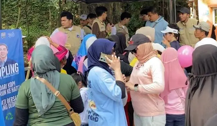 Ratusan Massa Kerumuni Booth Kopling Inisiasi Muda di Taman Expresi Sempur Bogor