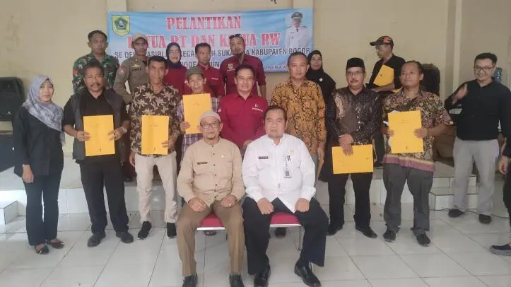 Pemdes Pasirlaja Lantik Ketua RT/RW Terpilih