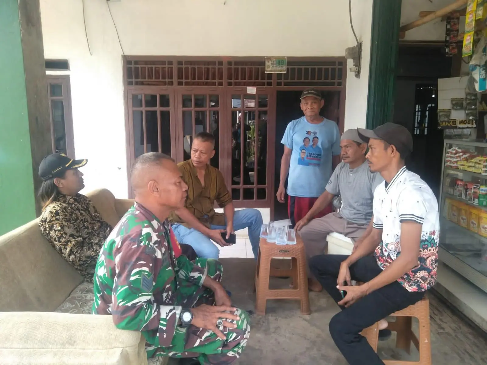 Babinsa Bersama Pemerintah Desa Sinergitas Jaga Kamtibmas
