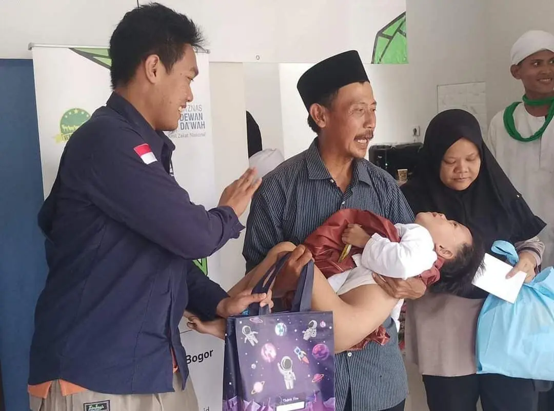 23 Yatim Dhuafa Khitan Gratis di Kencana Aqiqah Bogor