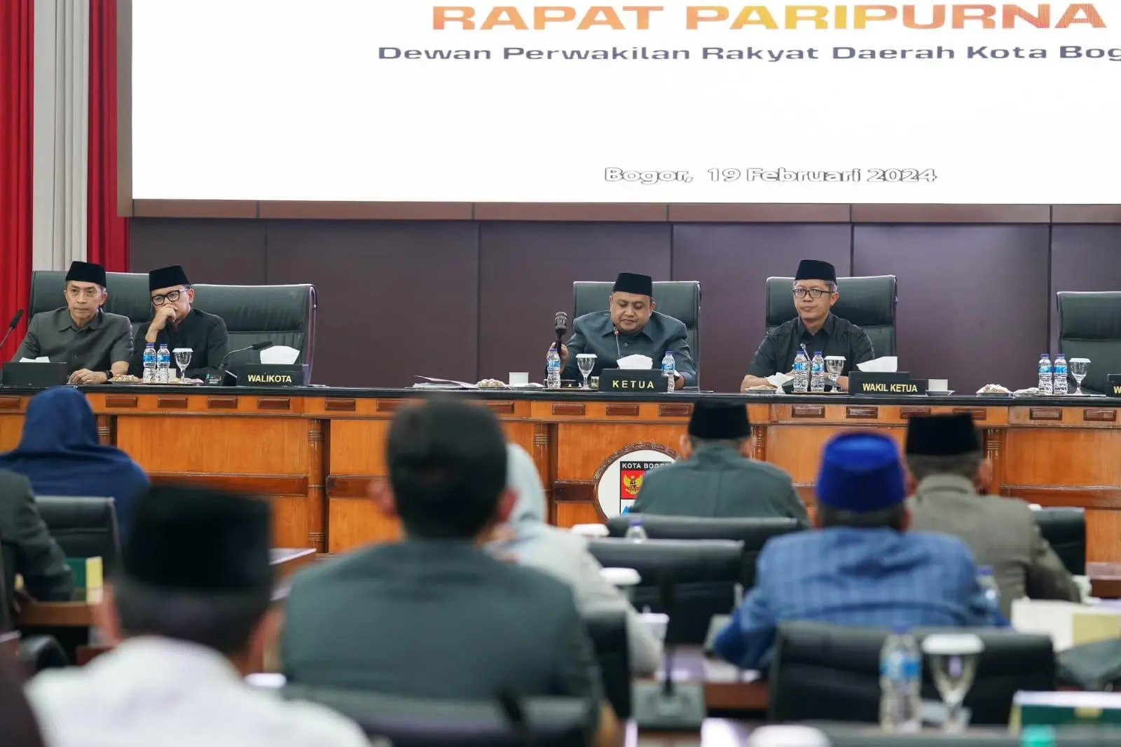 Pemkot Bogor Serahkan Tiga Draft Raperda untuk Dibahas dengan DPRD Kota Bogor