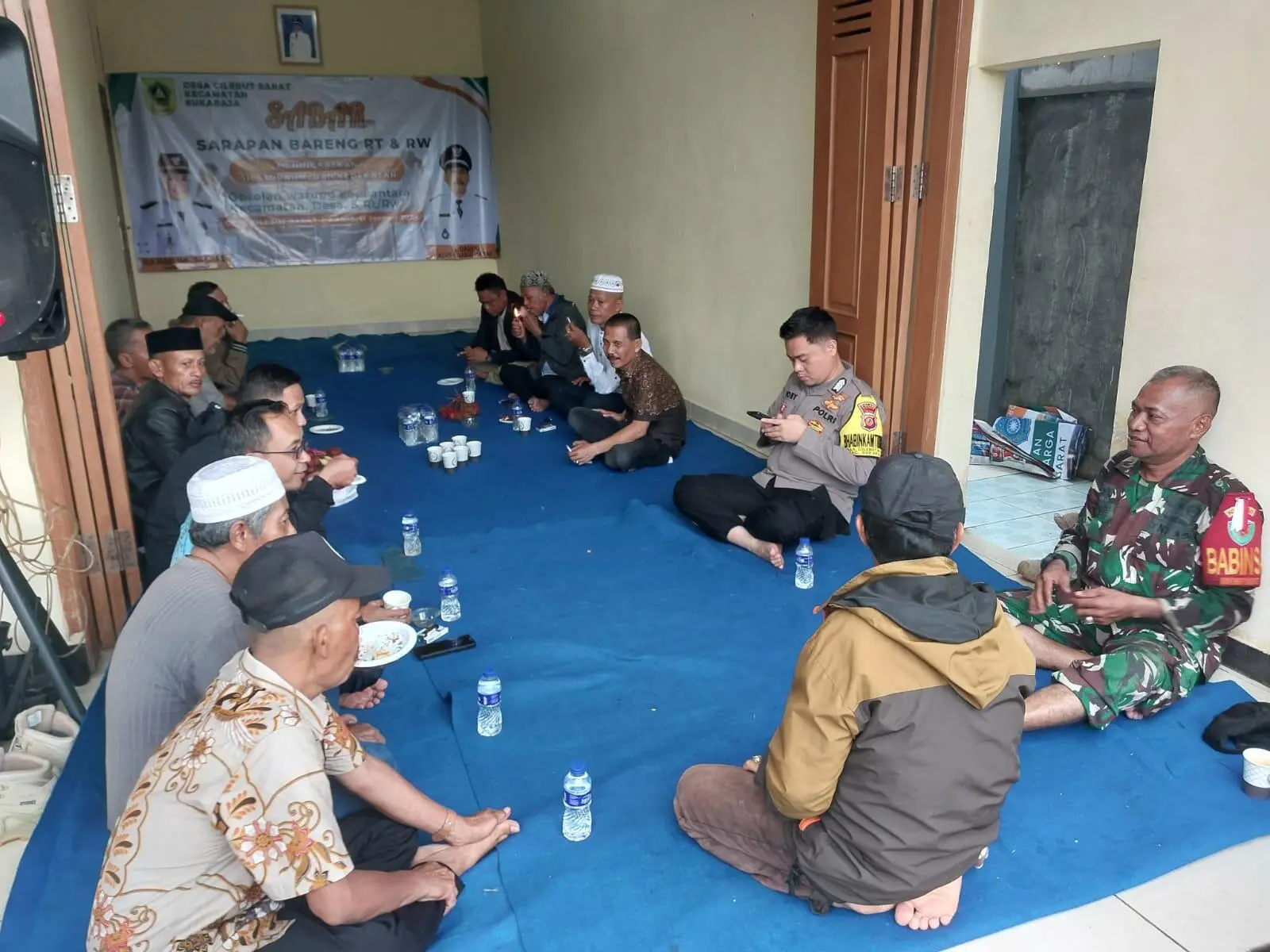Antisipasi Kamtibmas Babinsa Cilebut Barat Lakukan Komsos Jelang Pemilu