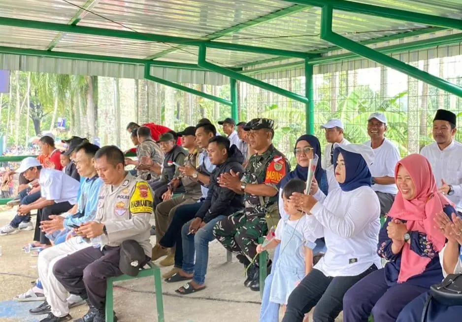 Babinsa Tingkatkan Komsos Bersama Warga Jelang  Pemilu 2024