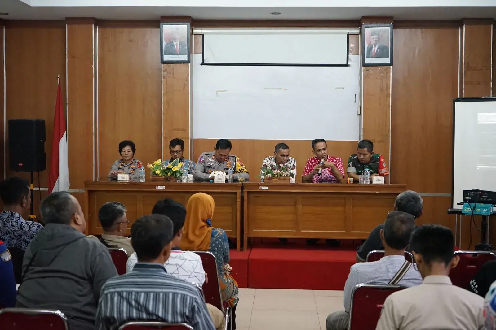 Adanya Pemasangan Tiang Pancang, Jalan Batutulis di Tutup Total