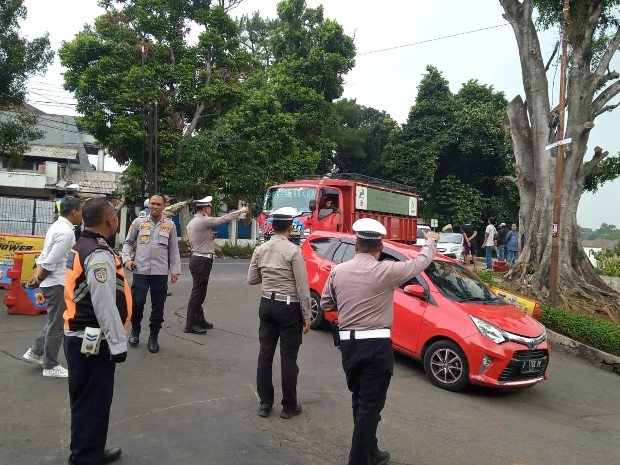 Dishub Kota Bogor dan Satlantas Terapkan Rekayasa Lalulintas di Jalan Cipaku – Batutulis
