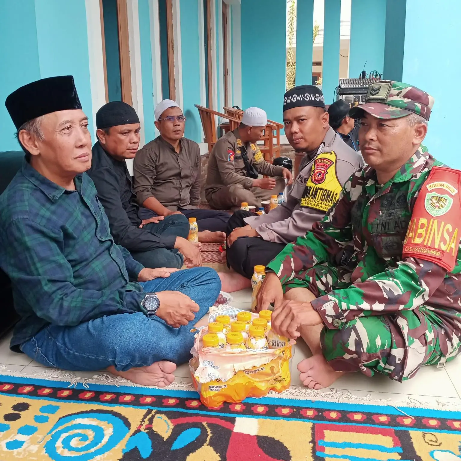 Komsos Bersama Warga Jaring Informasi Kamtibmas