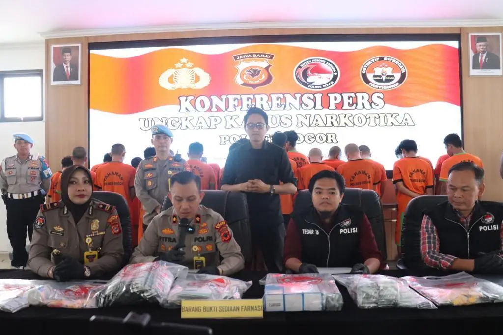 Polres Bogor Amankan 21 Orang Tersangka Narkotika dan Sediaan Farmasi