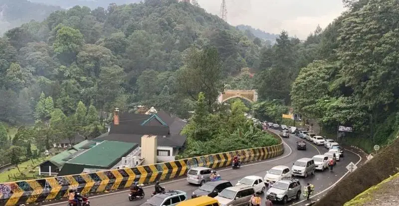 Polres Cianjur Terapkan Ganjil Genap dan SSA Jalur Puncak-Cianjur