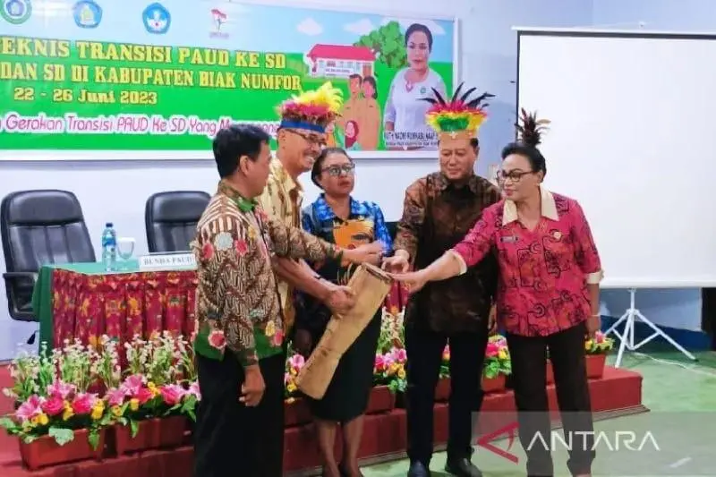 Kemendikbudristek Tegaskan Sekolah Dilarang Tes Calistung PPDB SD