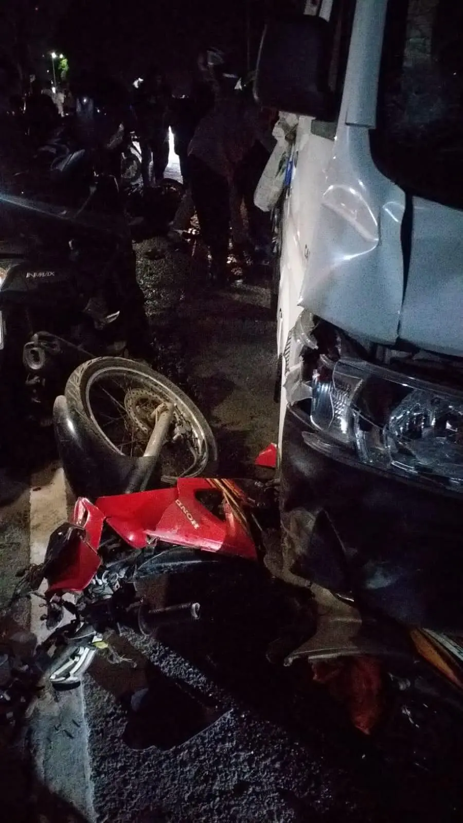 Kendaraan Pick up dan Tiga unit Roda Dua Alami Lakalantas di Jalan Raya Jakarta Bogor KM 52