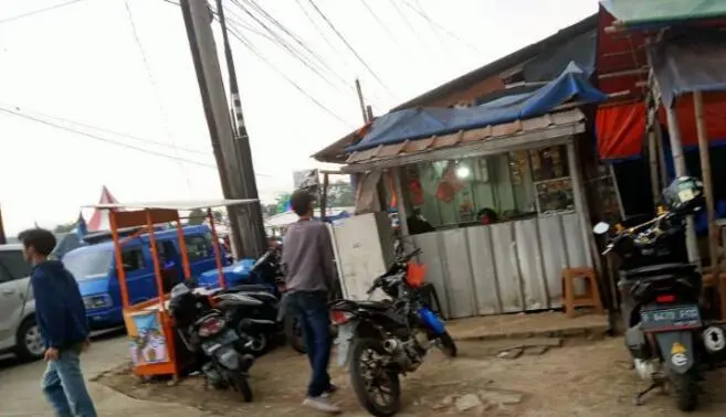 Oknum Preman Teror Wartawan Akibat Beritakan Toko Obat