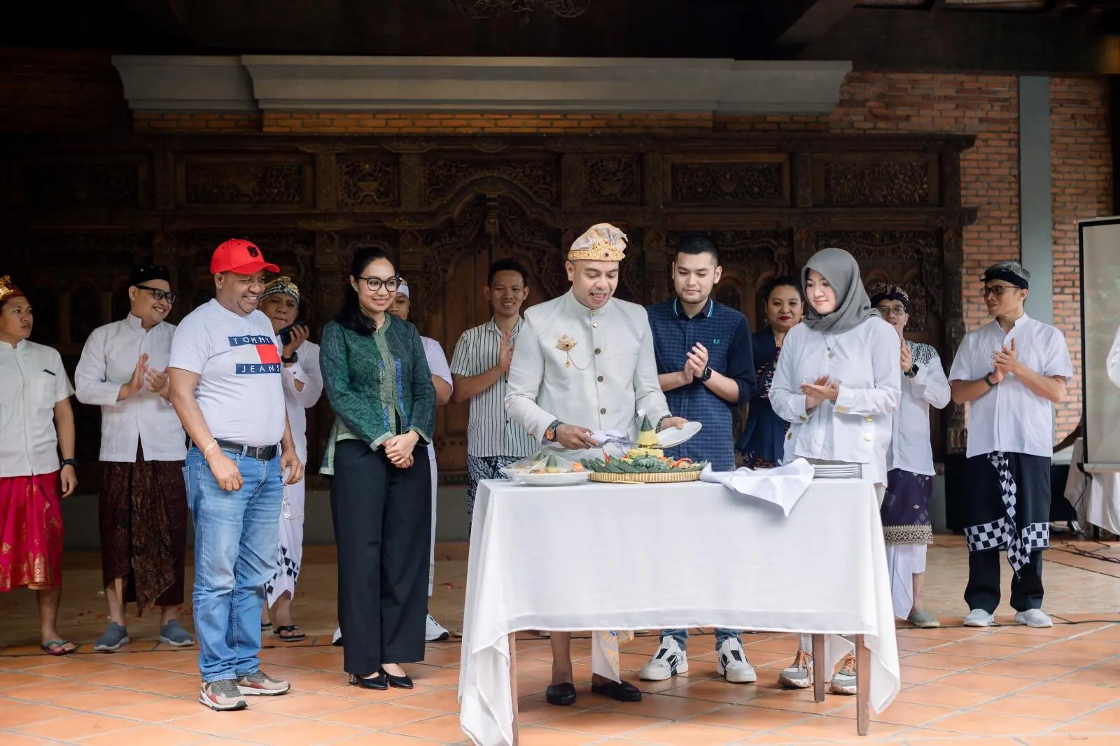 Berkonsep Bali, Amanuba Hotel & Resort Syukuran ke-5 Tahun