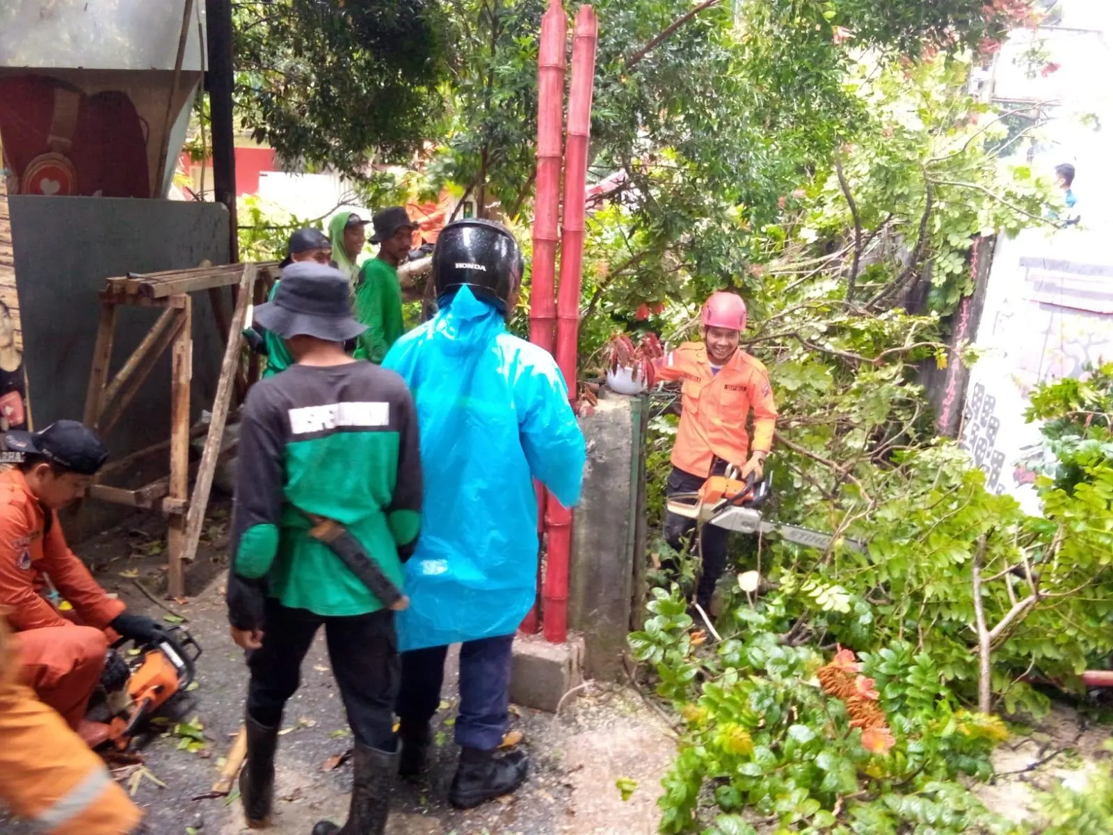 11 Kecamatan di Kabupaten Bogor Dilanda Angin Kencang