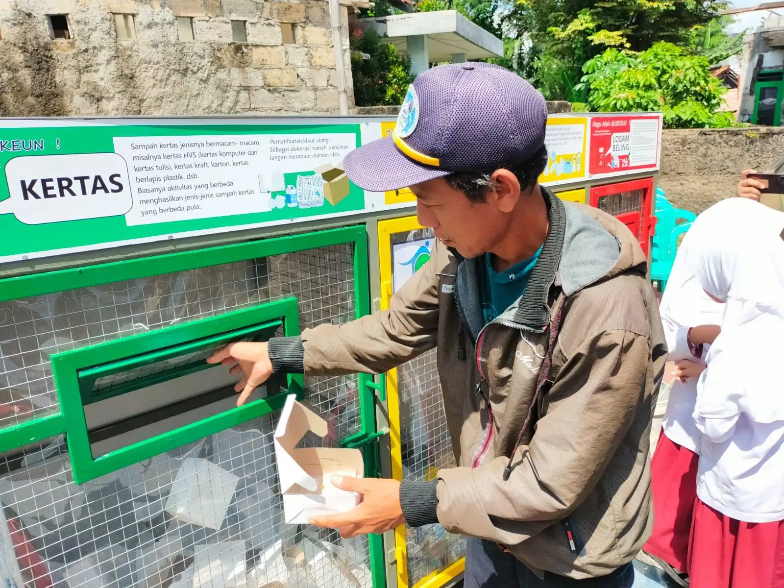 Pos Pandai yang Digagas YBSS Didukung WWF Indonesia dan DLH Kota Bogor