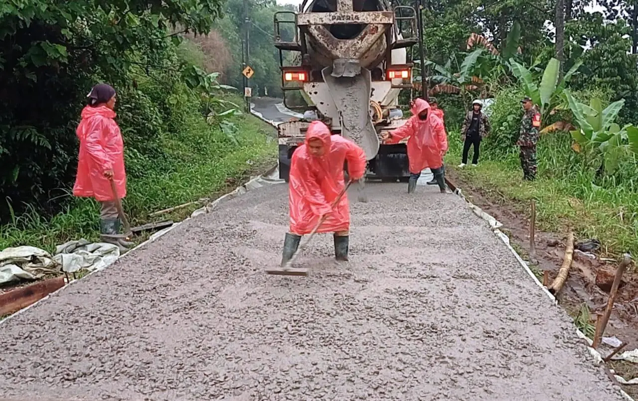 Infrastruktur di Sukaharja Bogor Ditata, Rahmat Jebeng: Kita Targetkan Selesai Bulan Ini