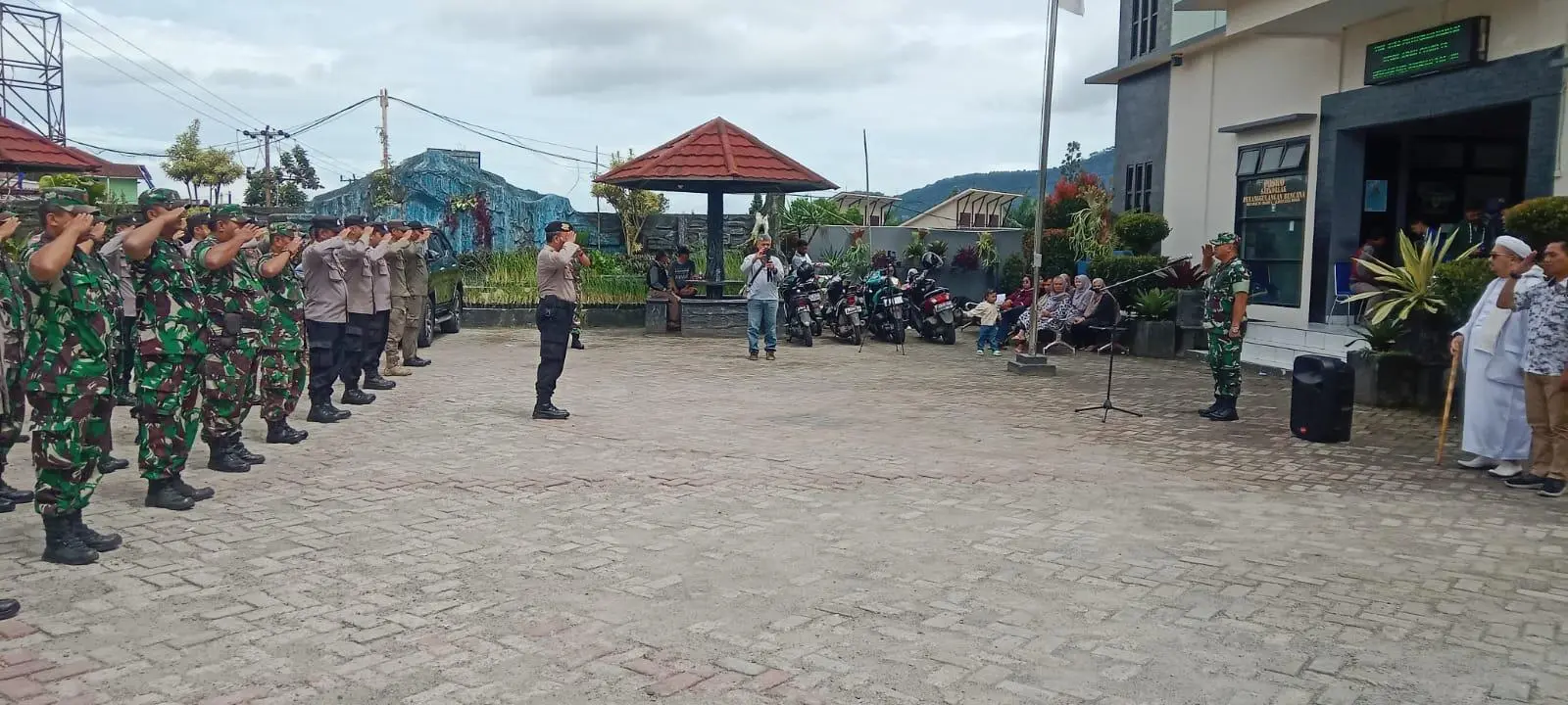 Forkopimcam Cisarua Megamendung Gelar Apel Gabungan