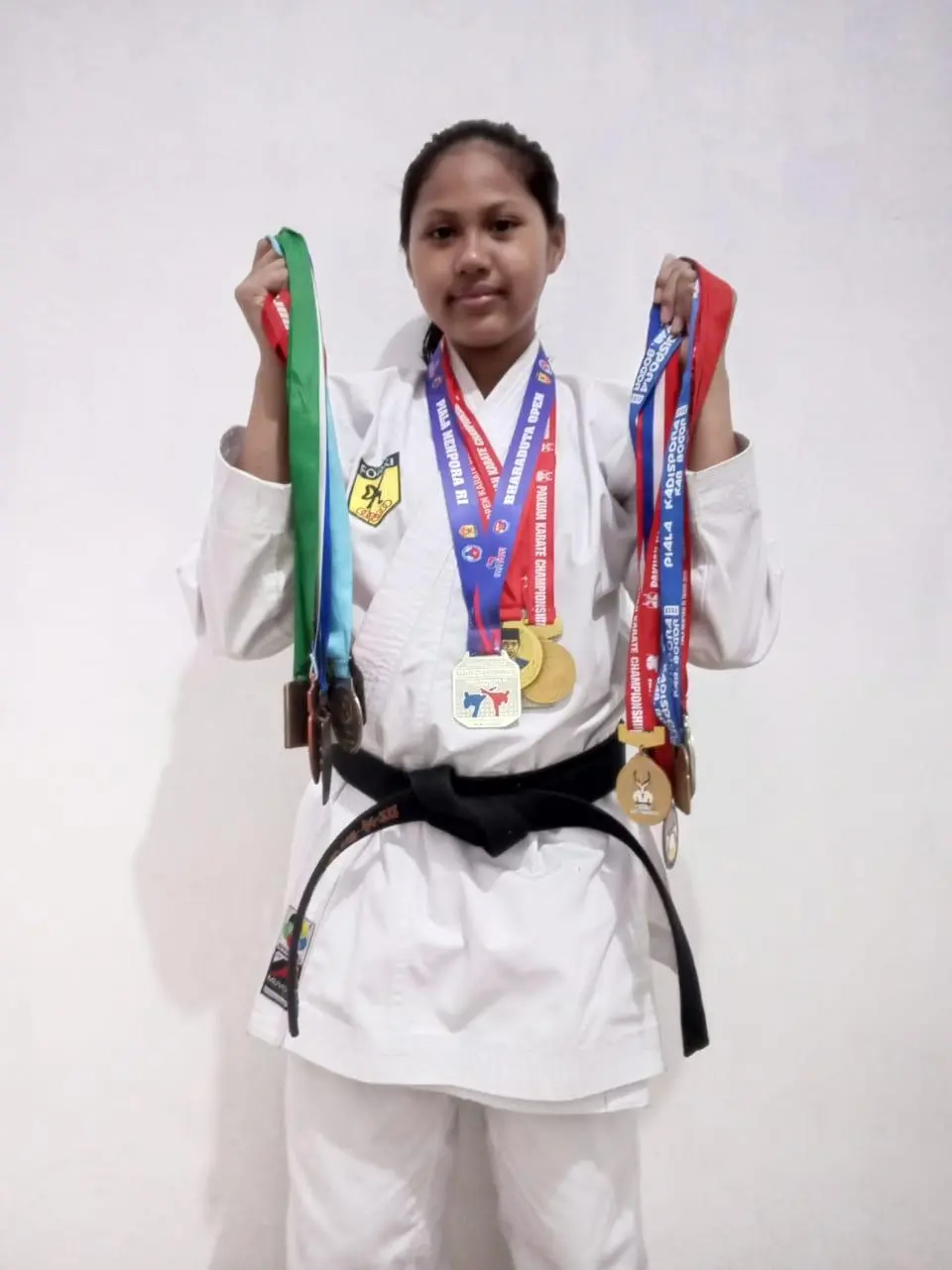 Sheilla Aulia Alfatunisa Harumkan Bangsa di Ajang Karate Luar Negeri