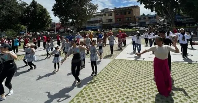 Puluhan Komunitas Gelar Gladi Resik Persiapan Event Flash Mob