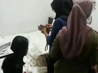 Satpol PP Depok Amankan Belasan Orang Bukan Pasangan Nikah