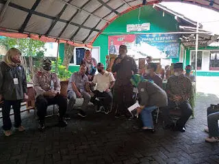 Bantu Kebutuhan Masyarakat Sekber Wartawan Media Online Gelar Pasar Murah