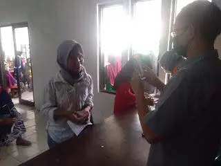Warga Cinangneng dan Tapos 1 Dapet Bantuan 600 Ribu.
